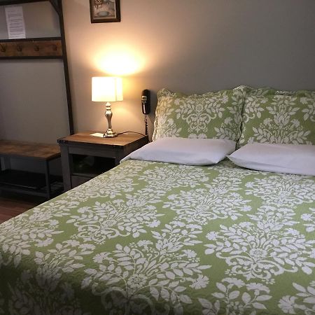 Motel La Source Коатикук Экстерьер фото